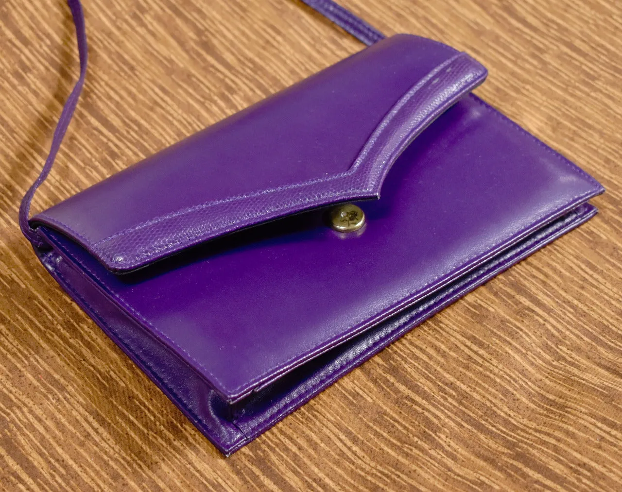 1980s Vintage Purple Messenger Bag