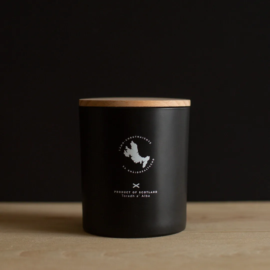 Chamomile & Cedar Black Tumbler