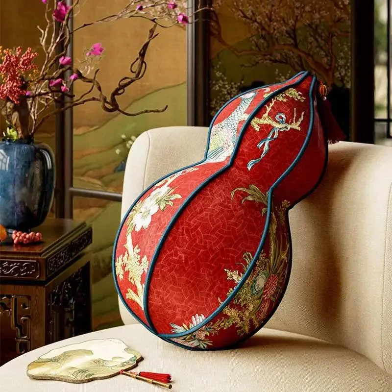 Chinoiserie Original Luxurious Gourd-Shaped Peacock Pillow