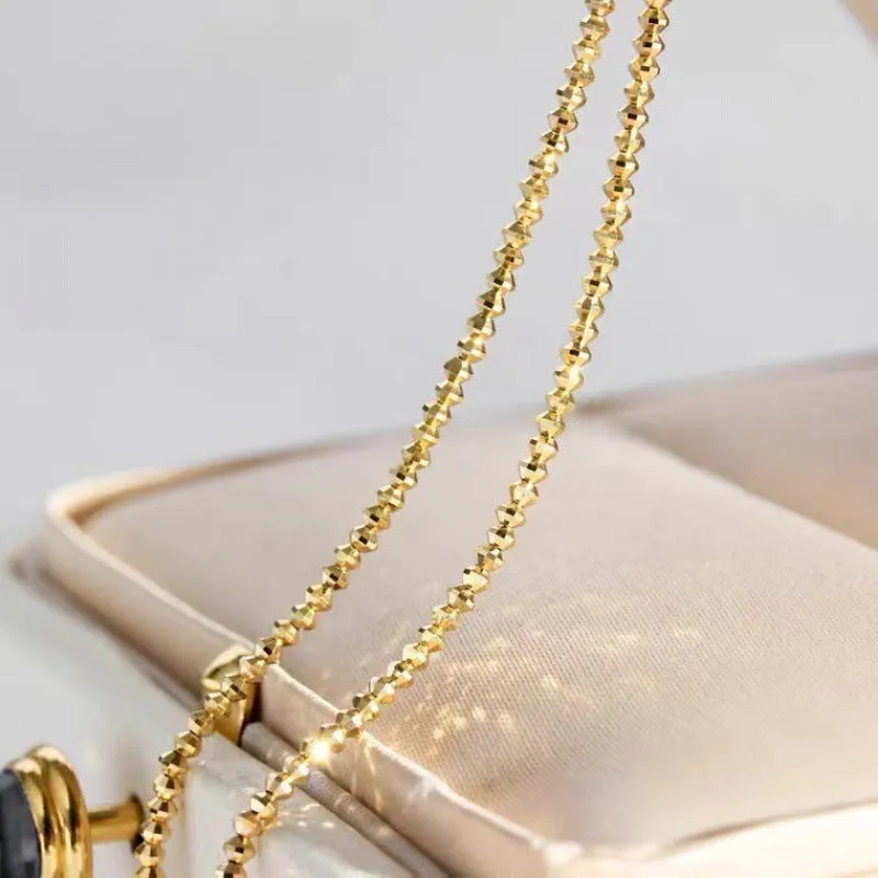 Gorgeous 18k gold necklace!