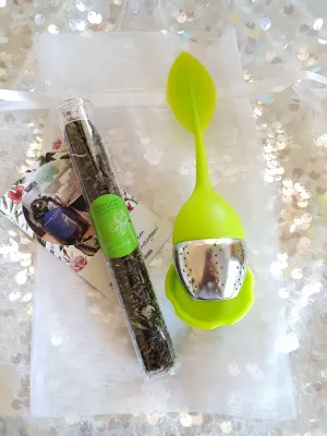 Gorgeous Green Sip Kit