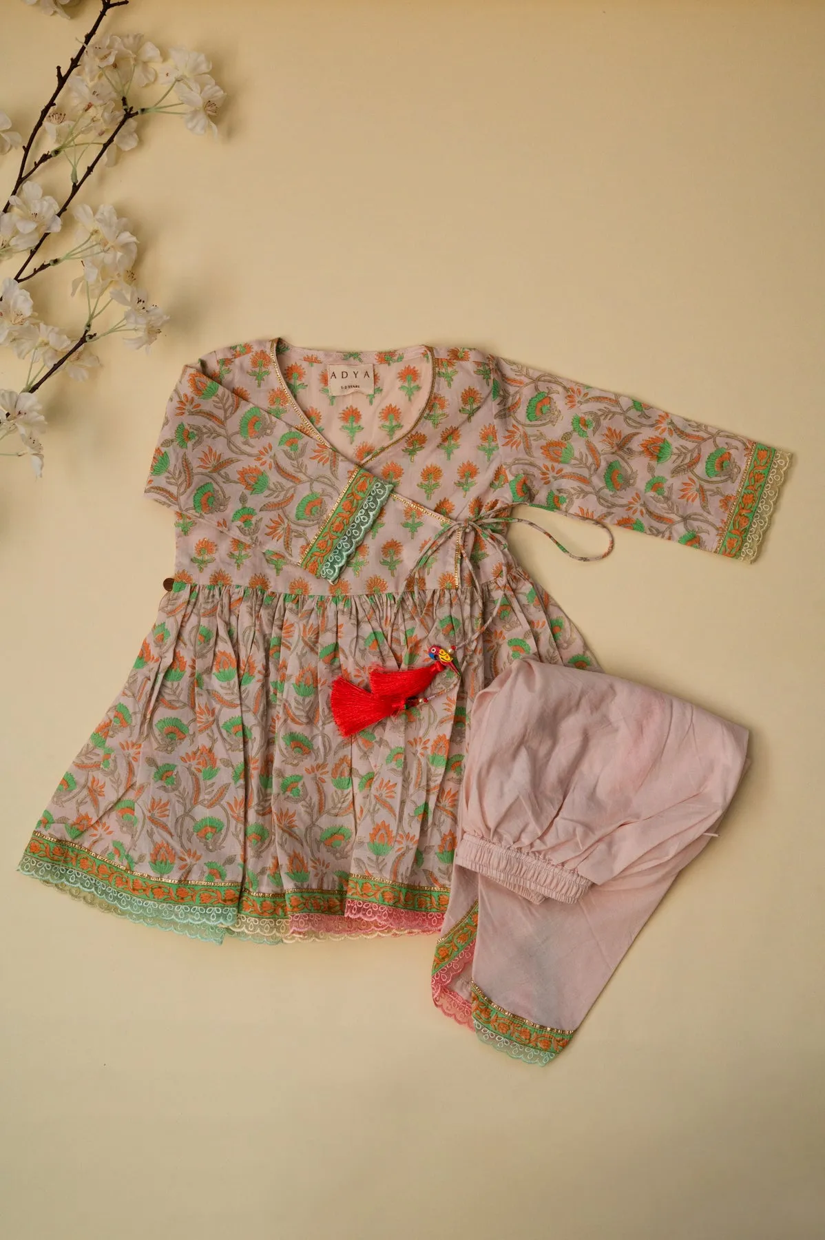 Jaal And Booti Floral Kurta With Tulip Pants - Baby Pink