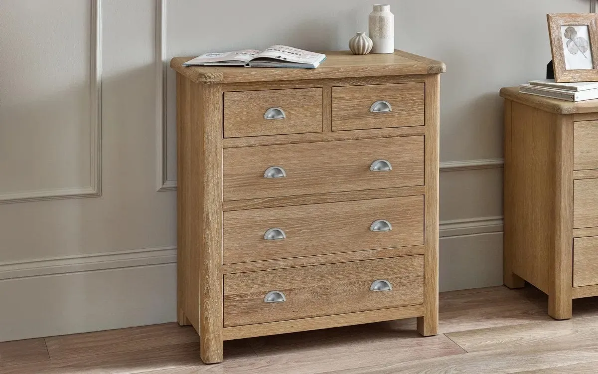 Memphis Limed Oak 3   2 Drawer Chest