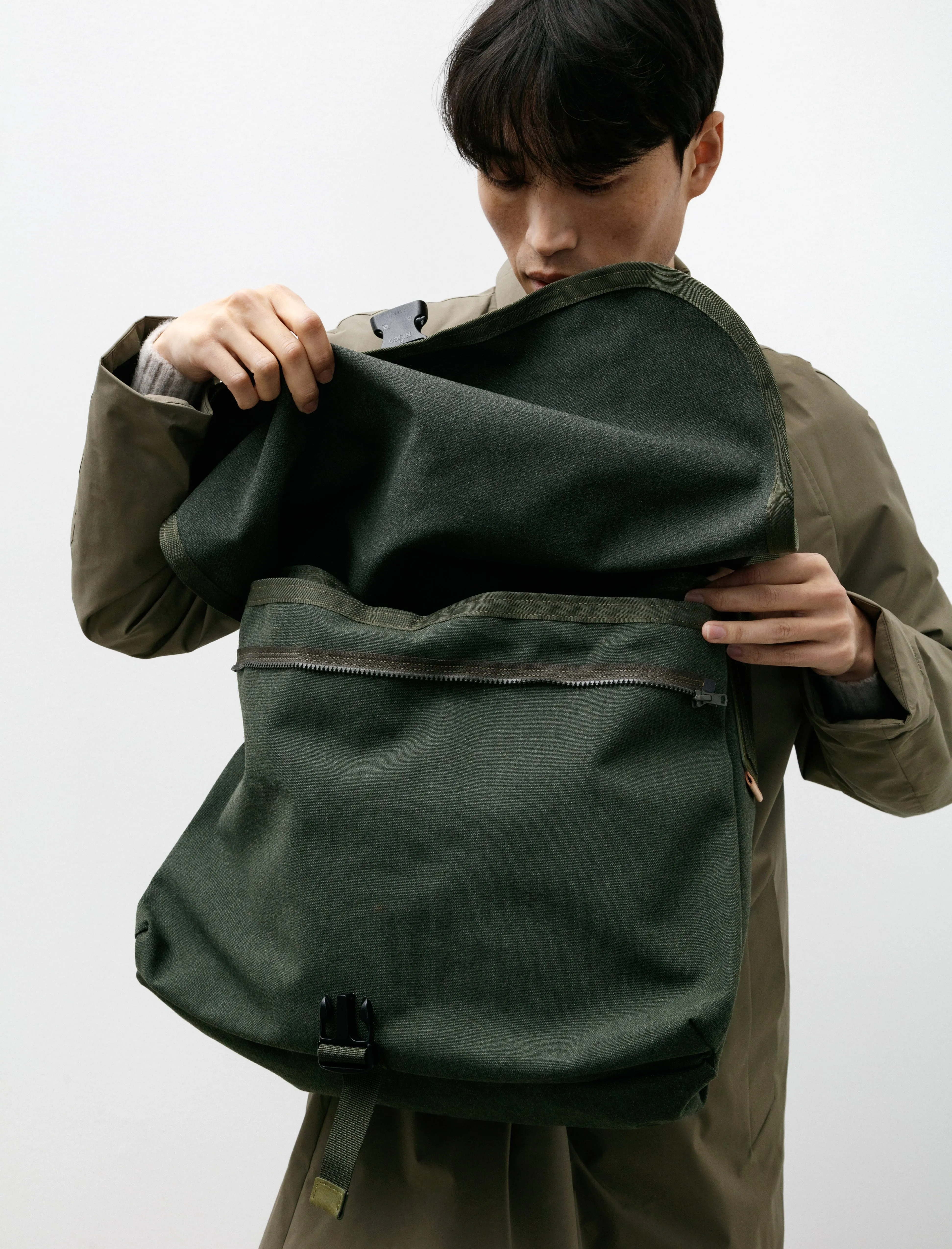 Messenger Bag Large Khaki Olive