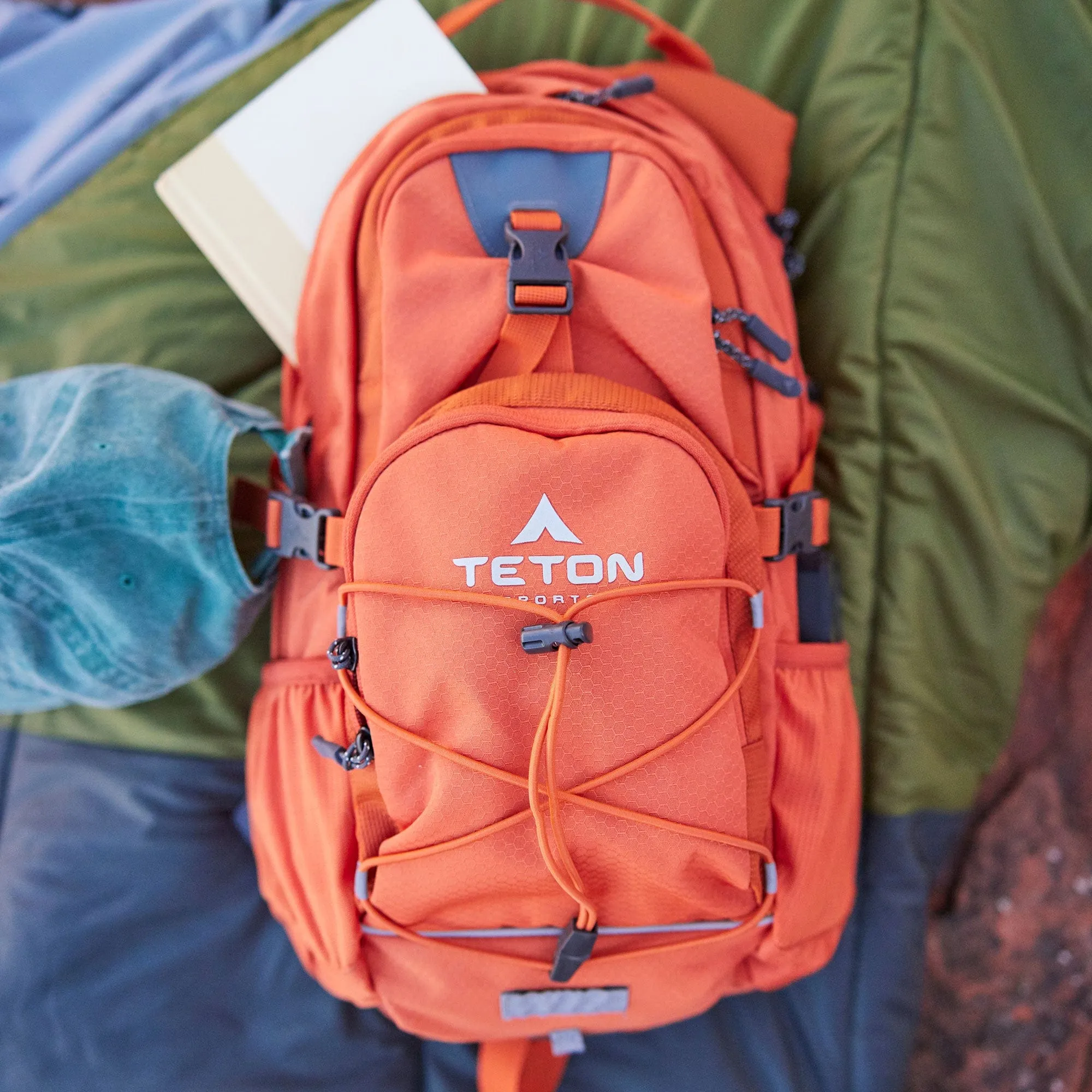 Oasis Hydration Packs