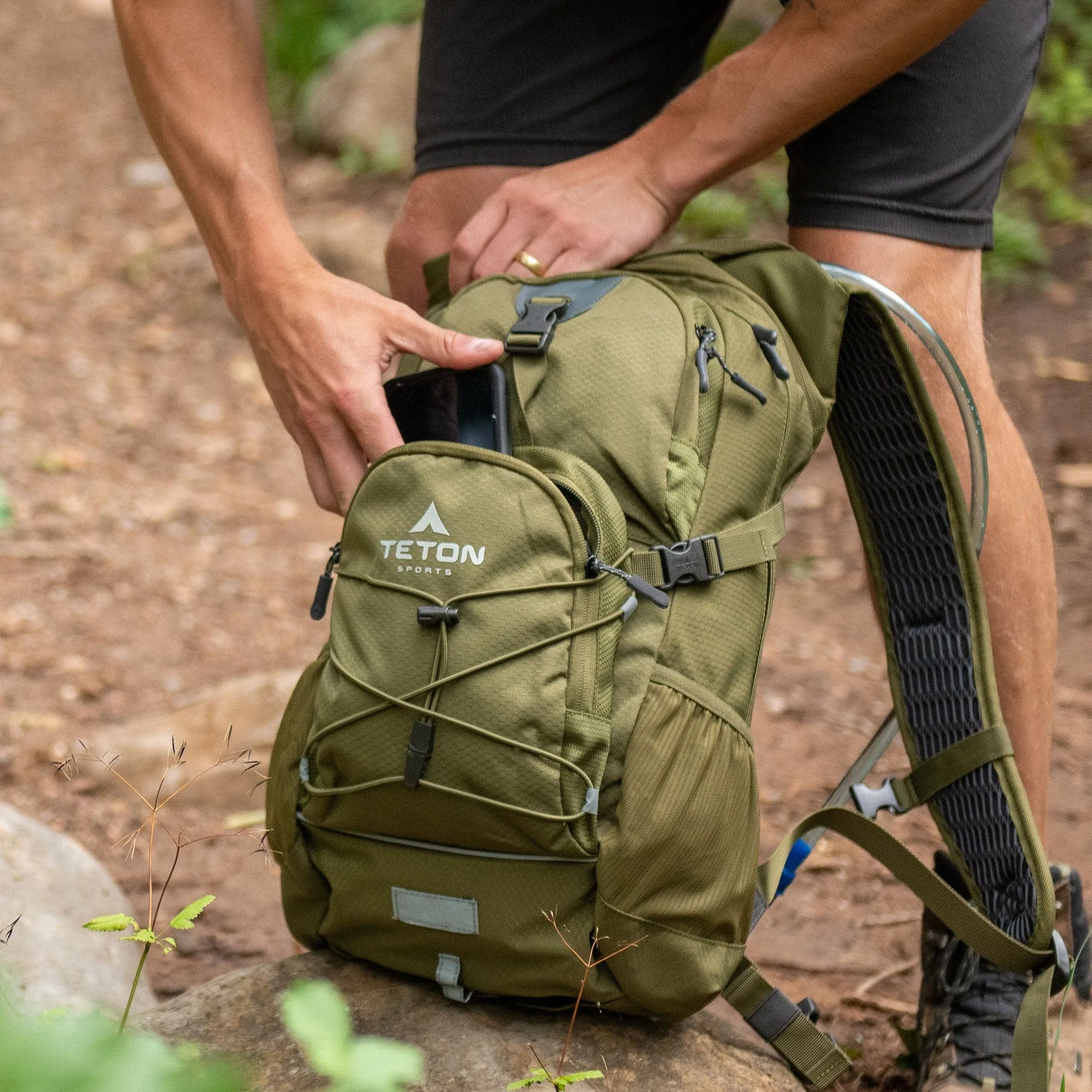 Oasis Hydration Packs