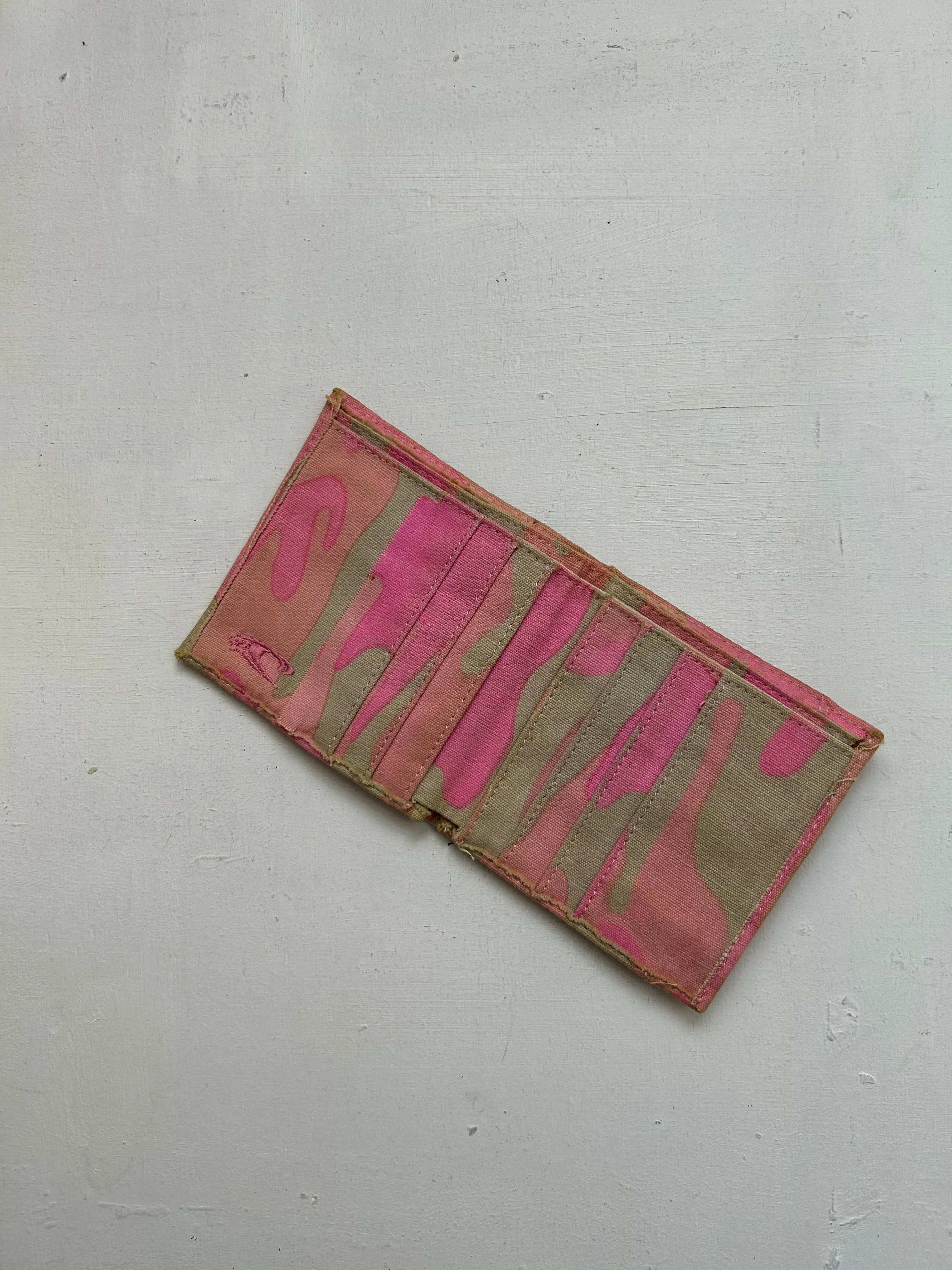 Pink camo print  y2k vintage wallet